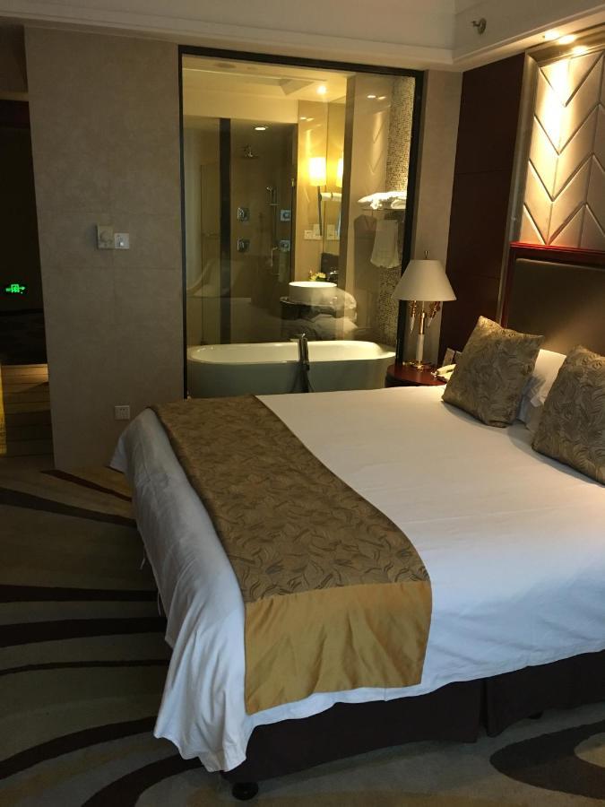 Ramada Yangzhou Baoying Exterior foto